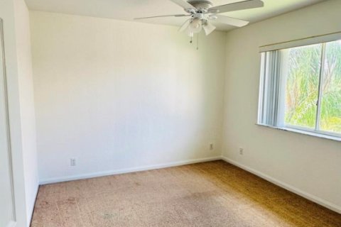 Villa ou maison à vendre à Tamarac, Floride: 4 chambres, 204.01 m2 № 2084207 - photo 20