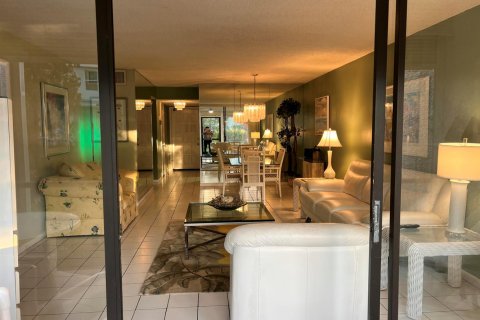 Copropriété à louer à Lake Worth, Floride: 2 chambres, 93.37 m2 № 2146070 - photo 4