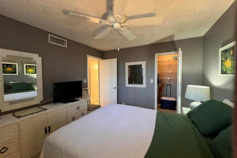 Copropriété à louer à Lake Worth, Floride: 2 chambres, 93.37 m2 № 2146070 - photo 16