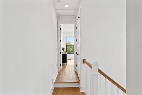 House in Tampa, Florida 2 bedrooms, 96.62 sq.m. № 1902331 - photo 18