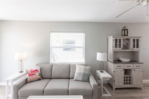 Villa ou maison à louer à Sarasota, Floride: 1 chambre, 64.66 m2 № 2125778 - photo 7