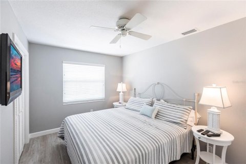 Villa ou maison à louer à Sarasota, Floride: 1 chambre, 64.66 m2 № 2125778 - photo 17