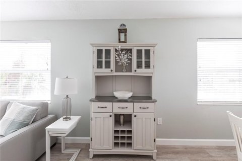 Villa ou maison à louer à Sarasota, Floride: 1 chambre, 64.66 m2 № 2125778 - photo 23