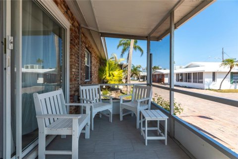 Villa ou maison à louer à Sarasota, Floride: 1 chambre, 64.66 m2 № 2125778 - photo 3