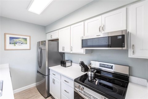 Villa ou maison à louer à Sarasota, Floride: 1 chambre, 64.66 m2 № 2125778 - photo 10