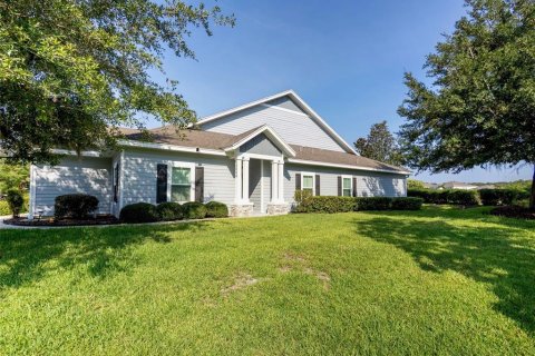 House in Newberry, Florida 3 bedrooms, 159.05 sq.m. № 2322403
