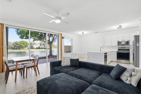 Купить таунхаус в Мирамар, Флорида 3 спальни, 182.09м2, № 2000360 - фото 6