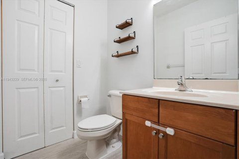 Купить таунхаус в Мирамар, Флорида 3 спальни, 182.09м2, № 2000360 - фото 19