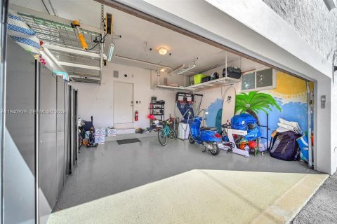 Купить таунхаус в Майами-Бич, Флорида 3 спальни, 117.99м2, № 1998056 - фото 22