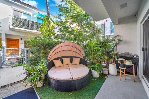 Купить таунхаус в Майами-Бич, Флорида 3 спальни, 117.99м2, № 1998056 - фото 9