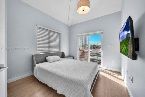 Купить таунхаус в Майами-Бич, Флорида 3 спальни, 117.99м2, № 1998056 - фото 16