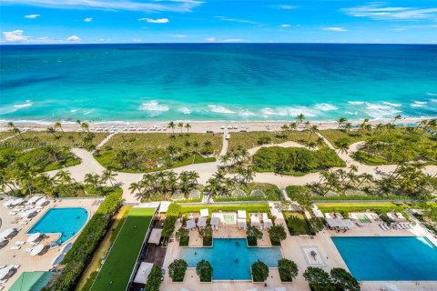 Condominio en alquiler en Bal Harbour, Florida, 3 dormitorios, 320.51 m2 № 2081099 - foto 2
