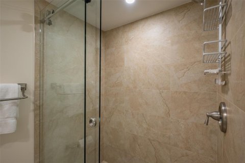 Купить кондоминиум в Лонгбоут-Ки, Флорида 6 комнат, 89.28м2, № 1734159 - фото 25