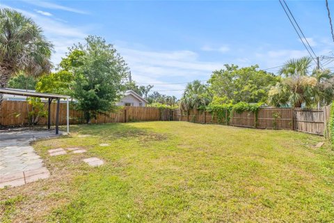 House in Gulfport, Florida 2 bedrooms, 110.55 sq.m. № 1771512 - photo 26