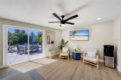 House in Bradenton, Florida 3 bedrooms, 168.06 sq.m. № 2431859 - photo 21