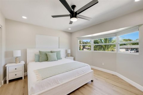 House in Bradenton, Florida 3 bedrooms, 168.06 sq.m. № 2431859 - photo 16