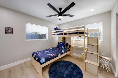 House in Bradenton, Florida 3 bedrooms, 168.06 sq.m. № 2431859 - photo 24