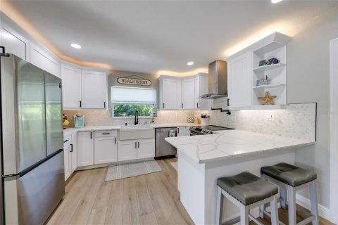 House in Bradenton, Florida 3 bedrooms, 168.06 sq.m. № 2431859 - photo 13