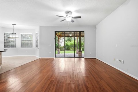 House in DeBary, Florida 4 bedrooms, 320.79 sq.m. № 2231862 - photo 14