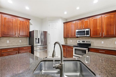 House in DeBary, Florida 4 bedrooms, 320.79 sq.m. № 2231862 - photo 20