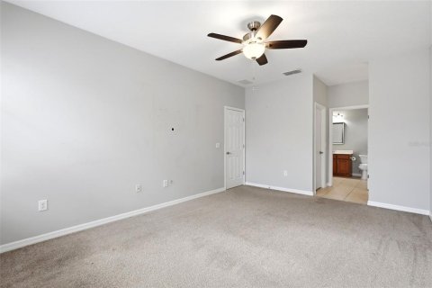 House in DeBary, Florida 4 bedrooms, 320.79 sq.m. № 2231862 - photo 26
