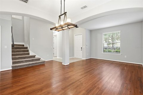 House in DeBary, Florida 4 bedrooms, 320.79 sq.m. № 2231862 - photo 7
