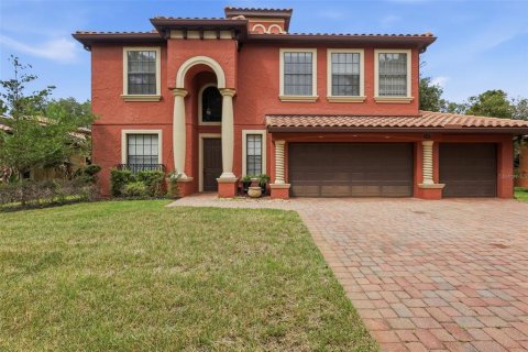 House in DeBary, Florida 4 bedrooms, 320.79 sq.m. № 2231862 - photo 3
