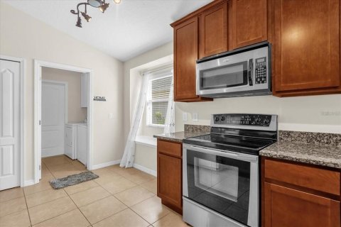 Casa en alquiler en Orlando, Florida, 3 dormitorios, 150.04 m2 № 1910756 - foto 7