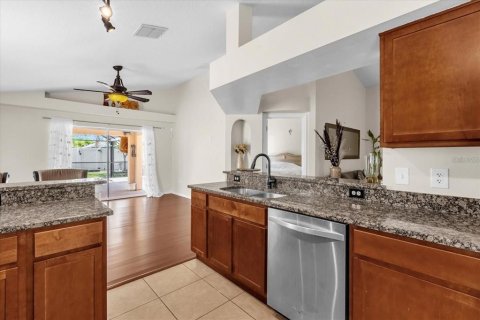 Casa en alquiler en Orlando, Florida, 3 dormitorios, 150.04 m2 № 1910756 - foto 8