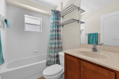 Casa en alquiler en Orlando, Florida, 3 dormitorios, 150.04 m2 № 1910756 - foto 16