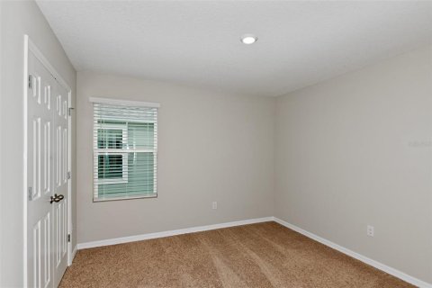 House in Haines City, Florida 6 bedrooms, 354.33 sq.m. № 1767984 - photo 23