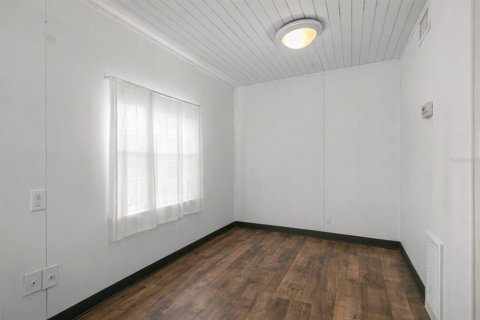 Commercial property in Eustis, Florida 331.85 sq.m. № 2213099 - photo 25