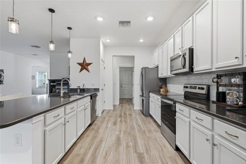 Villa ou maison à vendre à Palmetto, Floride: 4 chambres, 222.5 m2 № 2405722 - photo 16