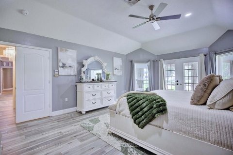 House in Sebring, Florida 4 bedrooms, 349.31 sq.m. № 2308275 - photo 26