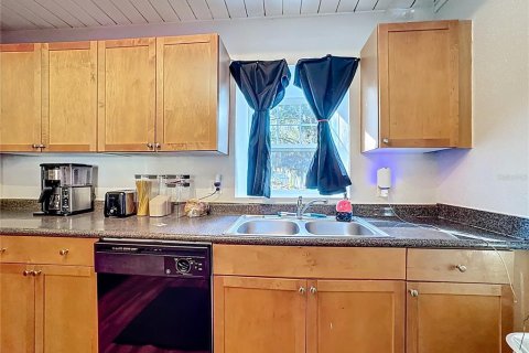 Condominio en venta en Orlando, Florida, 2 dormitorios, 103.68 m2 № 2212844 - foto 13