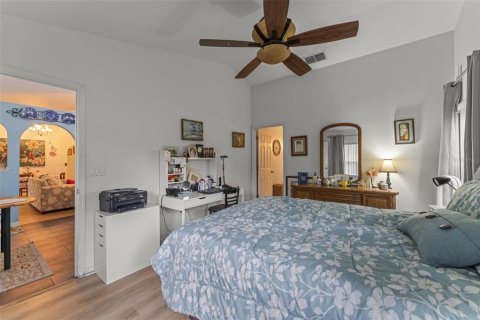 House in Leesburg, Florida 2 bedrooms, 138.98 sq.m. № 2093650 - photo 30