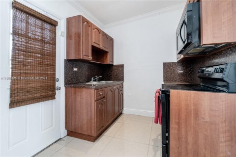 Villa ou maison à vendre à Miami Gardens, Floride: 3 chambres № 2015050 - photo 13
