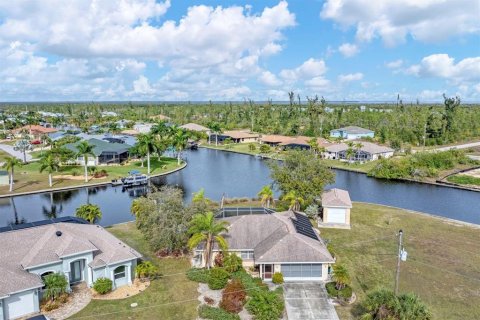 Villa ou maison à vendre à Port Charlotte, Floride: 3 chambres, 133.13 m2 № 1545123 - photo 1