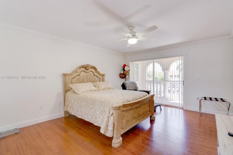 Touwnhouse à louer à Miami, Floride: 3 chambres, 133.78 m2 № 2020357 - photo 14