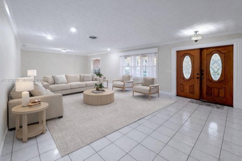 Casa en venta en Palmetto Bay, Florida, 5 dormitorios, 266.07 m2 № 2032492 - foto 7