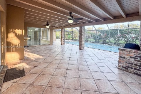 Casa en venta en Palmetto Bay, Florida, 5 dormitorios, 266.07 m2 № 2032492 - foto 30