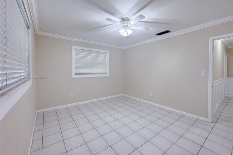 Casa en venta en Palmetto Bay, Florida, 5 dormitorios, 266.07 m2 № 2032492 - foto 19