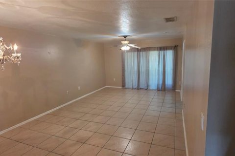 Condominio en venta en Orlando, Florida, 3 dormitorios, 107.95 m2 № 2227195 - foto 4