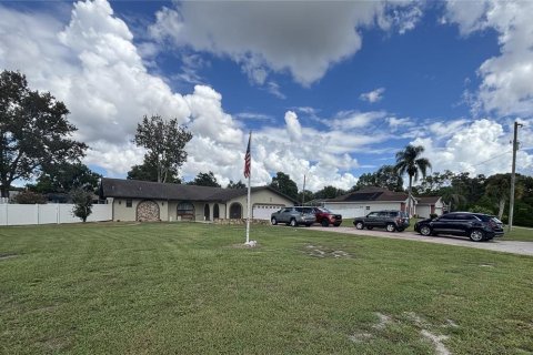 Casa en Spring Hill, Florida 2 dormitorios, 178.74 m2 № 2378097