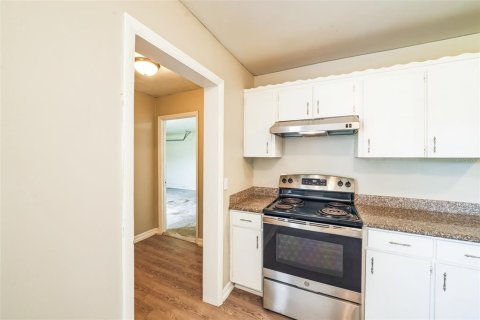 Villa ou maison à vendre à Kissimmee, Floride: 3 chambres, 115.01 m2 № 1876009 - photo 11