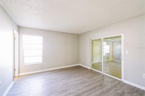 Villa ou maison à vendre à Kissimmee, Floride: 3 chambres, 115.01 m2 № 1876009 - photo 22