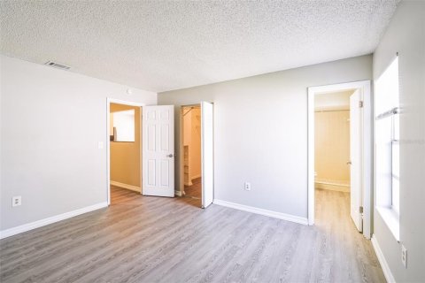 Villa ou maison à vendre à Kissimmee, Floride: 3 chambres, 115.01 m2 № 1876009 - photo 5