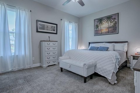 Villa ou maison à vendre à Oxford, Floride: 4 chambres, 250.46 m2 № 1685073 - photo 13