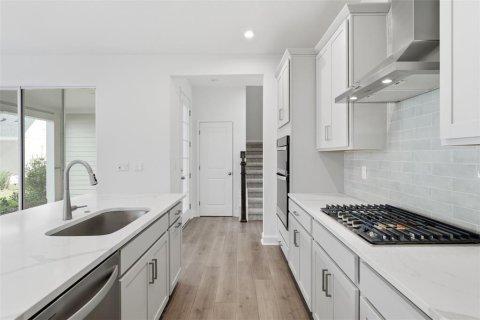 Adosado en venta en Celebration, Florida, 3 dormitorios, 166.67 m2 № 2147722 - foto 3