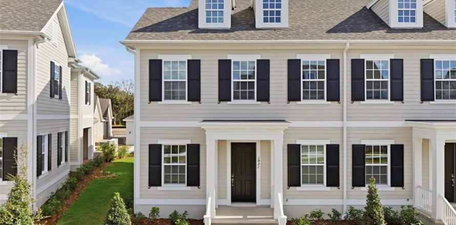 Adosado en Celebration, Florida 3 dormitorios, 166.67 m2 № 2147722